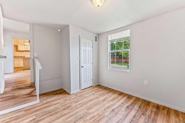 1391 N Paddock Street, Stephenville, TX 76401