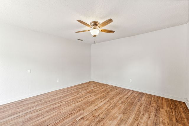 1391 N Paddock Street, Stephenville, TX 76401