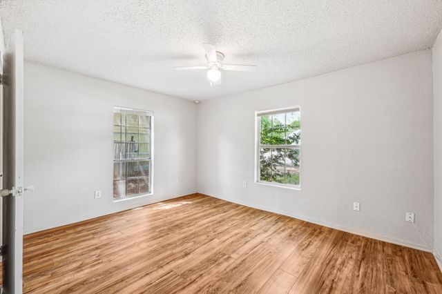 1391 N Paddock Street, Stephenville, TX 76401