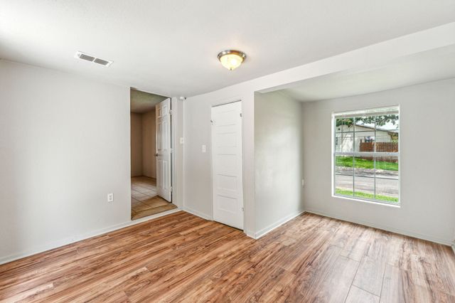 1391 N Paddock Street, Stephenville, TX 76401