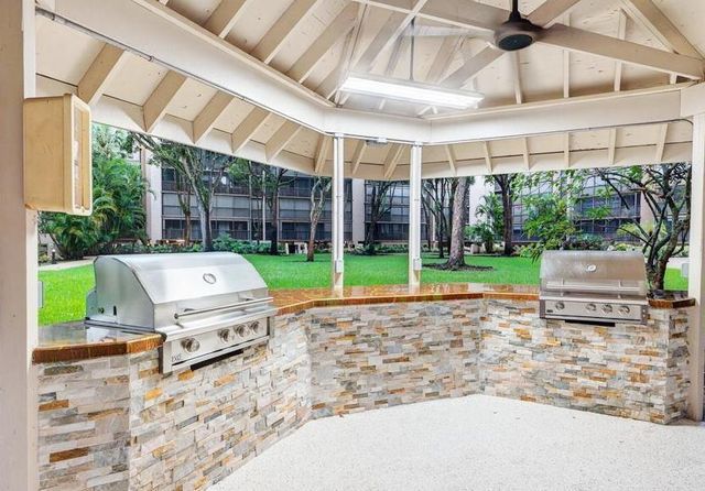 2812 N 46TH Avenue G265, Hollywood, FL 33021