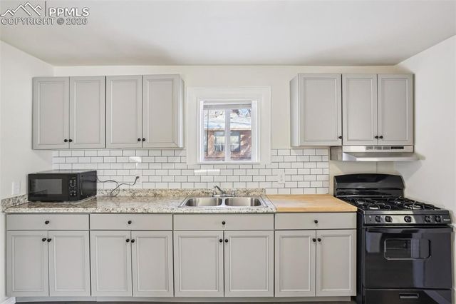 3026 N Hancock Avenue, Colorado Springs, CO 80907