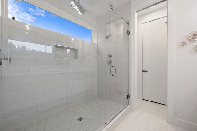 1310 Choquette DR B, Austin, TX 78757