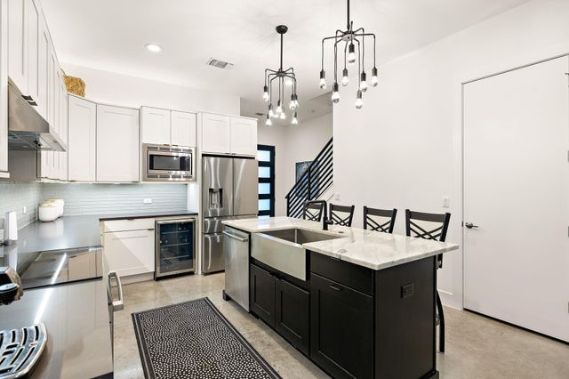 1310 Choquette DR B, Austin, TX 78757