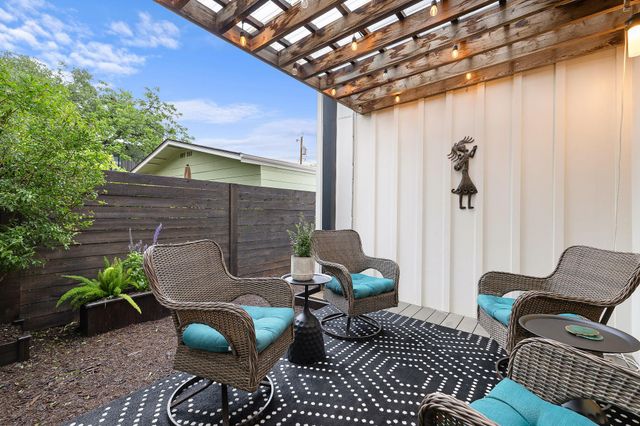 1310 Choquette DR B, Austin, TX 78757