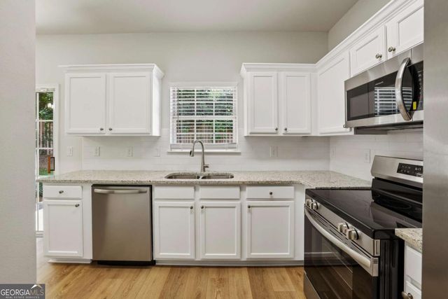 332 Azalea Circle, Cumming, GA 30040