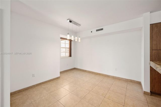19501 E Country Club Dr 9508, Aventura, FL 33180