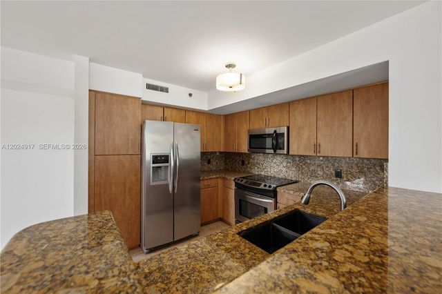 19501 E Country Club Dr 9508, Aventura, FL 33180