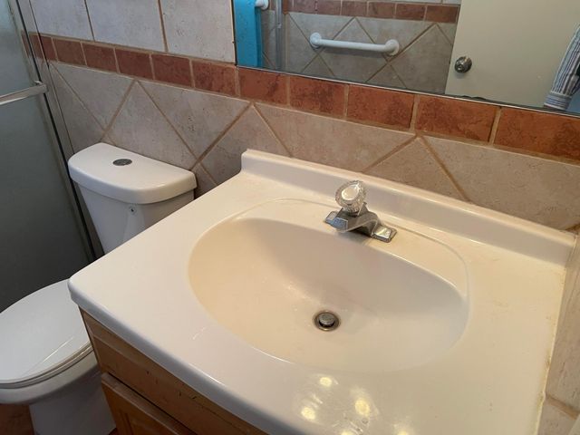 729 Lori Drive 405, Palm Springs, FL 33461