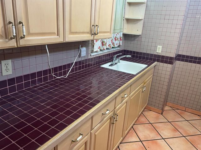 729 Lori Drive 405, Palm Springs, FL 33461