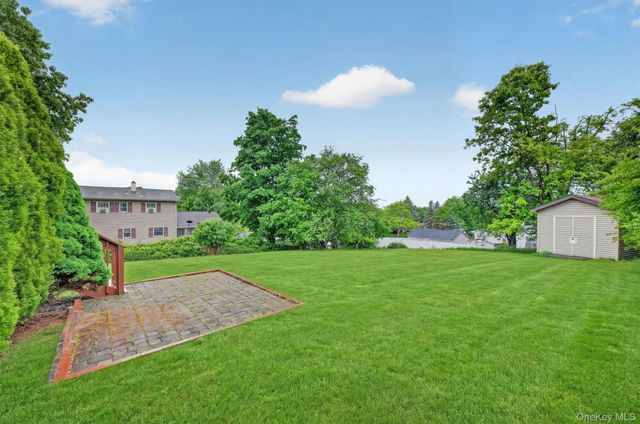 1 Rockledge Road, Poughkeepsie, NY 12601