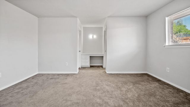 406 Pamela Drive, Baytown, TX 77521