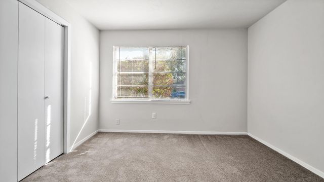 406 Pamela Drive, Baytown, TX 77521