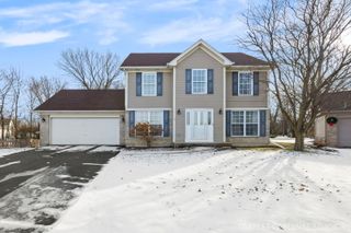 430 Turnbury Court E, Dekalb, IL 60115