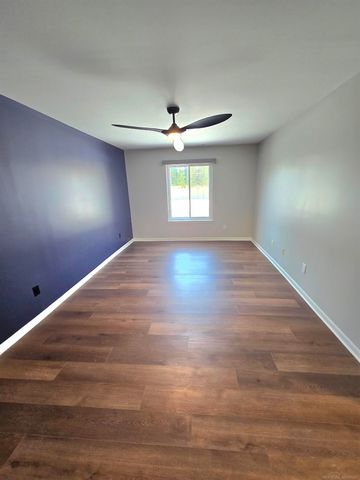 43243 Cape Drive 6, Sterling Heights, MI 48313