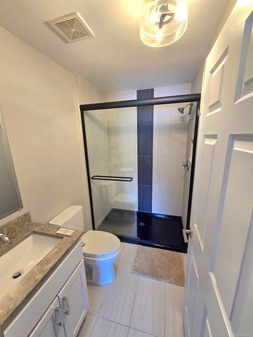 43243 Cape Drive 6, Sterling Heights, MI 48313