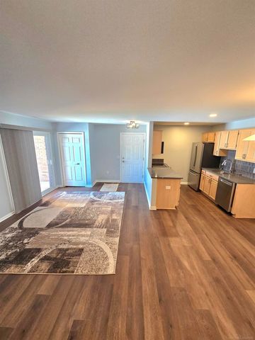 43243 Cape Drive 6, Sterling Heights, MI 48313