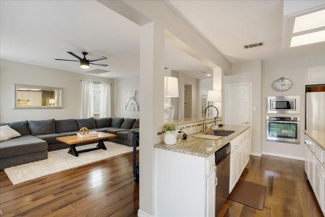 2705 Country Glen Court, Keller, TX 76248