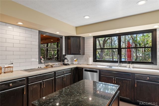 7160 E Gospel Island Road, Inverness, FL 34450