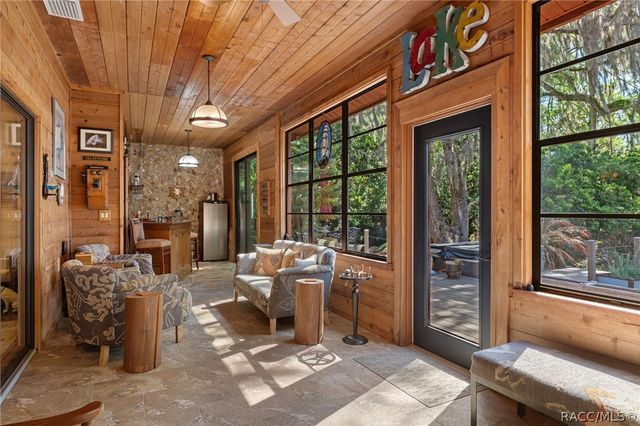 7160 E Gospel Island Road, Inverness, FL 34450