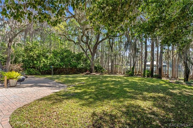 7160 E Gospel Island Road, Inverness, FL 34450