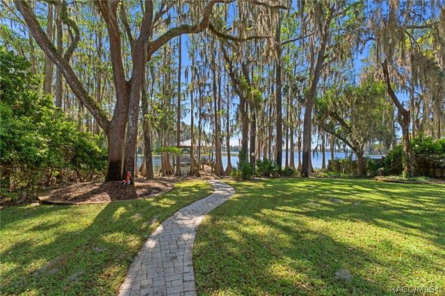 7160 E Gospel Island Road, Inverness, FL 34450