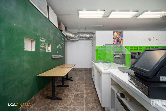 428 Center Street A, Taft, CA 93268