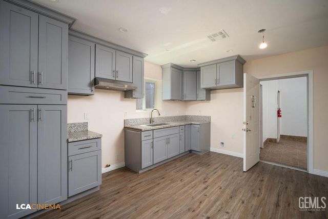 428 Center Street A, Taft, CA 93268