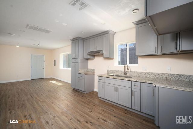 428 Center Street A, Taft, CA 93268