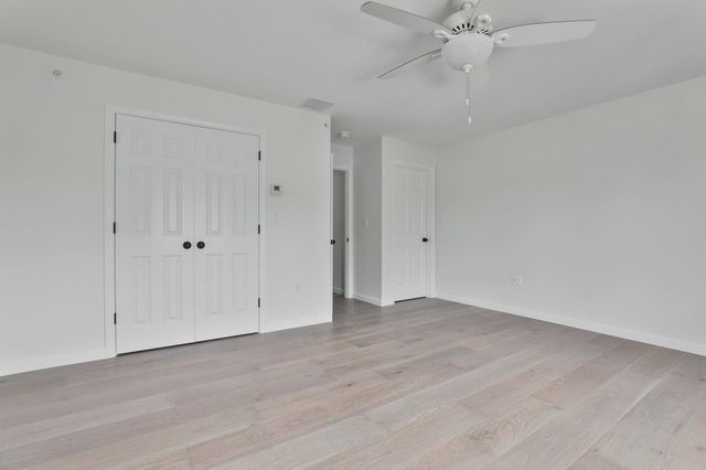25 Autumn Lane # 24, Raymond, NH 03077