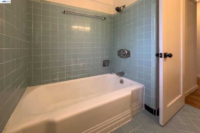 350 Strand Ave, Pleasant Hill, CA 94523