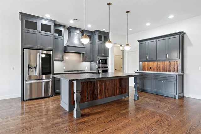 4301 NW 154th Place, Edmond, OK 73013