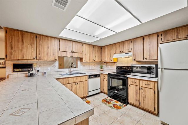 10804 SW 92ND PLACE, Gainesville, FL 32608