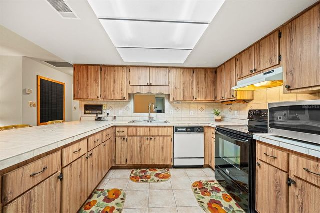 10804 SW 92ND PLACE, Gainesville, FL 32608