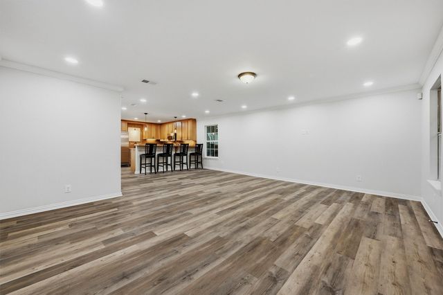 909 Thatcher Street, Denison, TX 75020