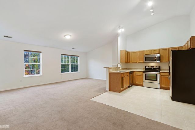 43117 Burlington Drive, Sterling Heights, MI 48312