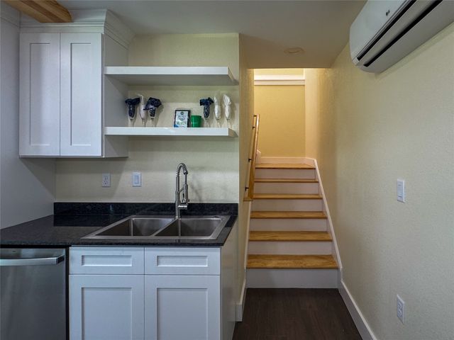 1228 Kennie Drive, Commerce, TX 75428