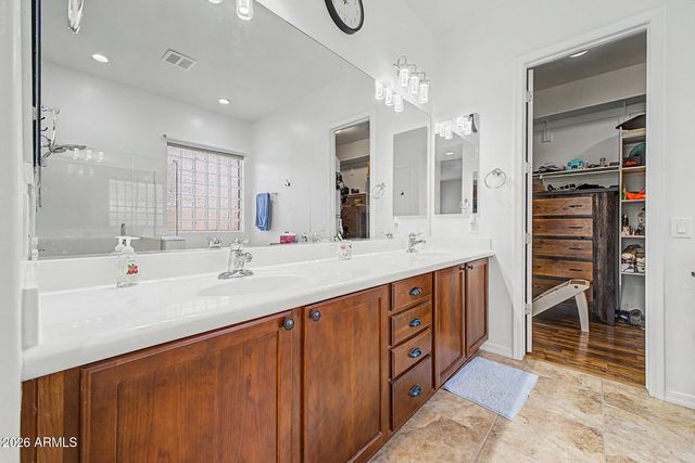 18168 W ECHO Lane, Waddell, AZ 85355
