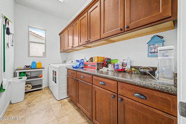 18168 W ECHO Lane, Waddell, AZ 85355