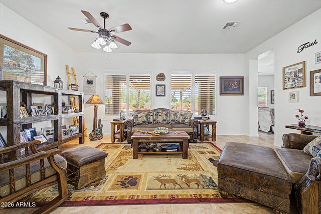 18168 W ECHO Lane, Waddell, AZ 85355