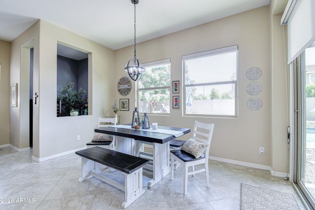 2813 E MUIRFIELD Street, Gilbert, AZ 85298