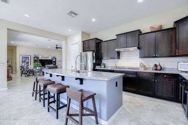 2813 E MUIRFIELD Street, Gilbert, AZ 85298