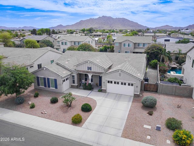 2813 E MUIRFIELD Street, Gilbert, AZ 85298