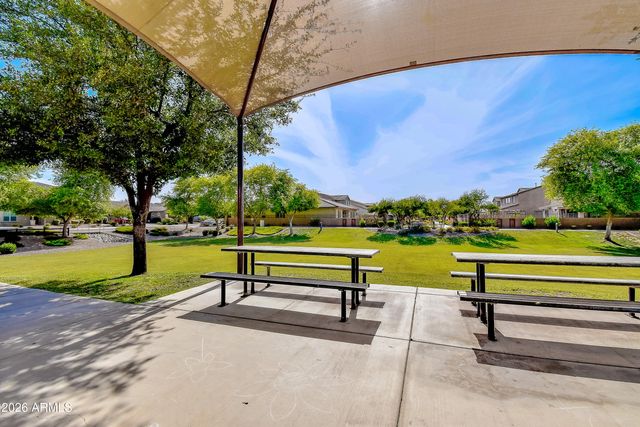 2813 E MUIRFIELD Street, Gilbert, AZ 85298