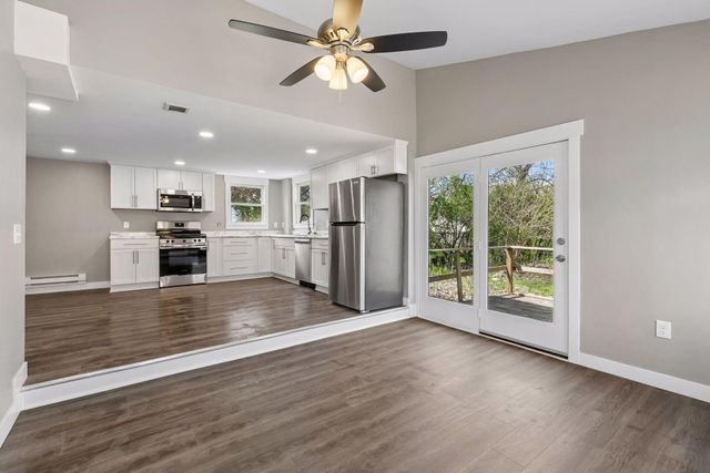 2587 2nd Avenue E, North Saint Paul, MN 55109