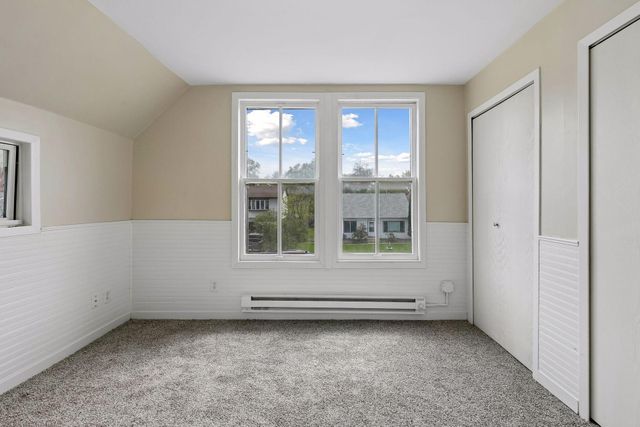 2587 2nd Avenue E, North Saint Paul, MN 55109