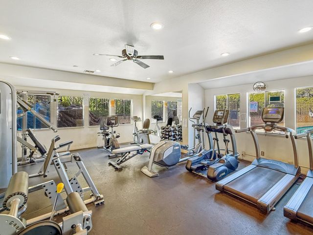 21239 Gary Drive 110, Castro Valley, CA 94546