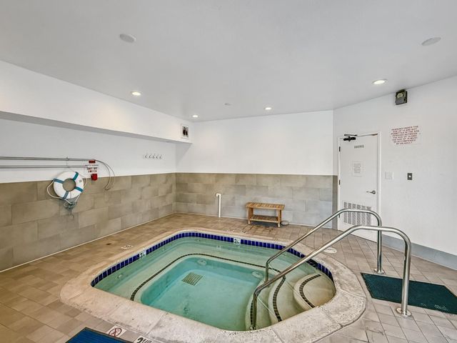 21239 Gary Drive 110, Castro Valley, CA 94546