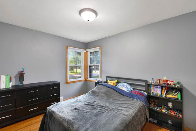 2113 7th Street N, Fargo, ND 58102