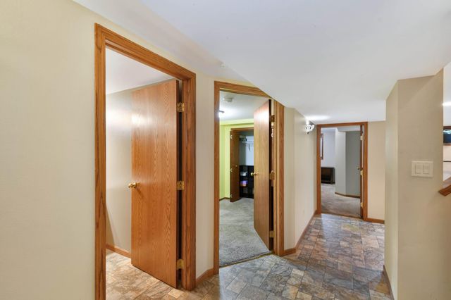 2113 7th Street N, Fargo, ND 58102